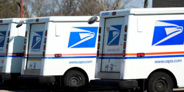 Ossoff Pushes for Congressional Oversight of Postmaster General Amid Postal Issues in Georgia