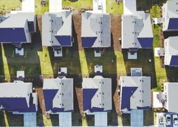 Kemp Weighs Bill That Would Rein In Hoa Power To Fine, Lien, And Foreclose On Georgia Homeowners